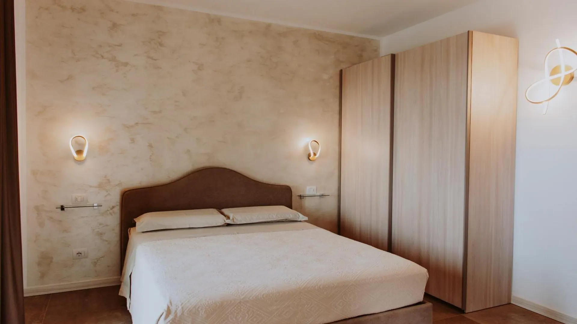 Antica Dimora Dei Gelsi Bed & Breakfast Manerba del Garda 0*,